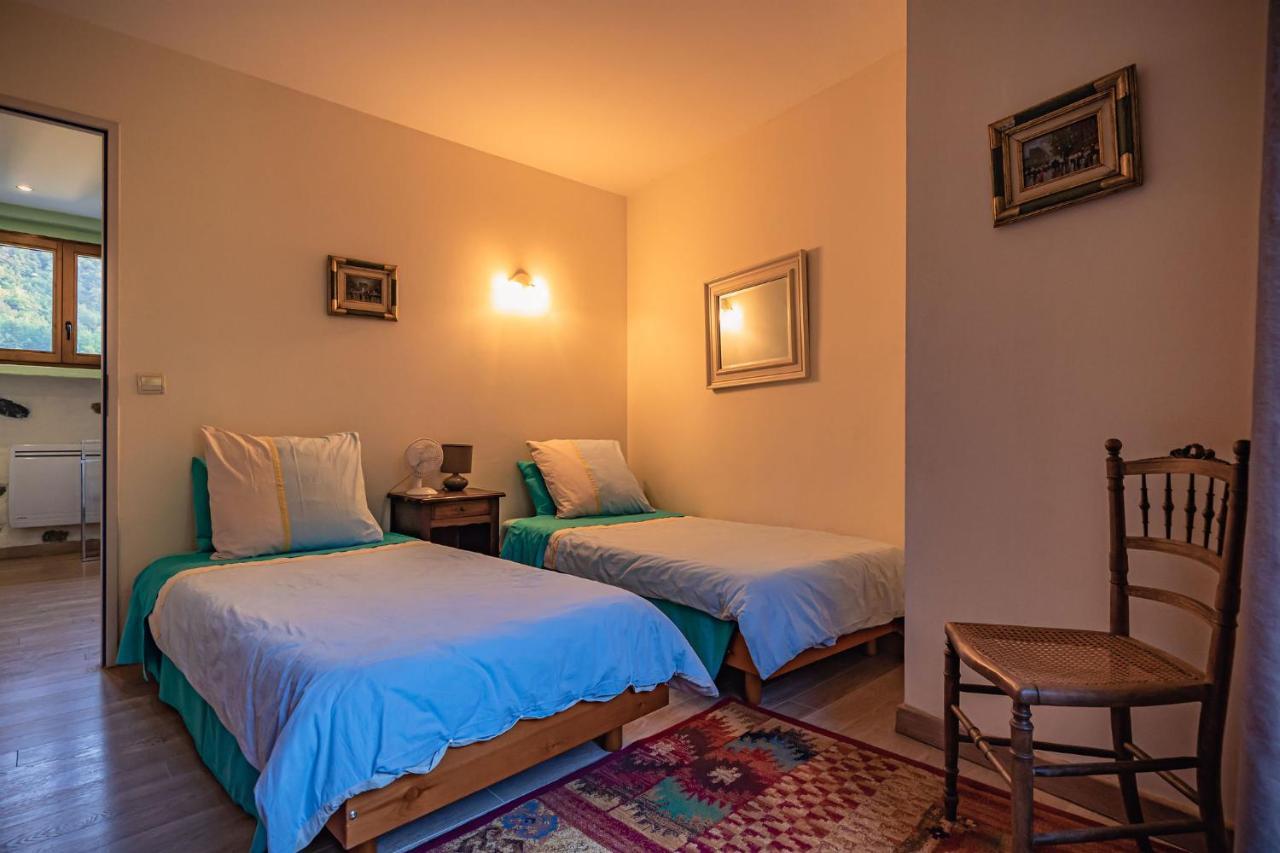 Sundrenched Relais De Poste In Serdinya Εξωτερικό φωτογραφία