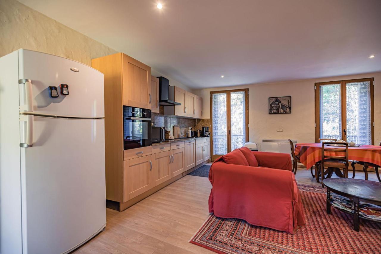 Sundrenched Relais De Poste In Serdinya Εξωτερικό φωτογραφία