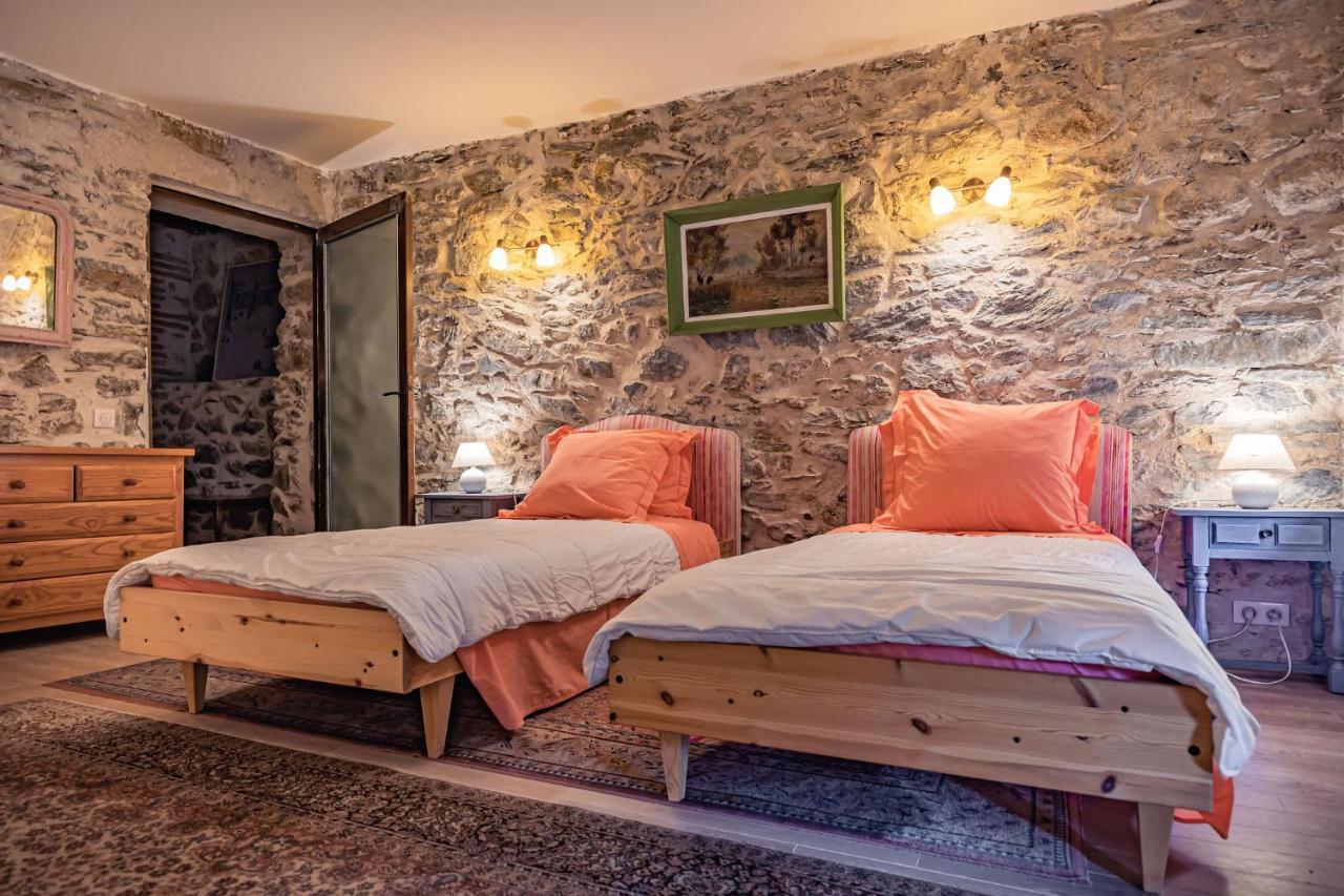 Sundrenched Relais De Poste In Serdinya Εξωτερικό φωτογραφία